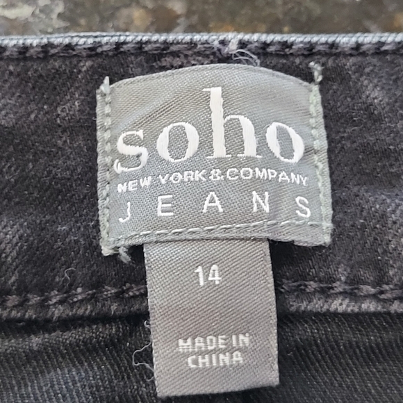 Soho Jeans New York & Co Denim Bermuda Shorts Sz 14 - Picture 7 of 7